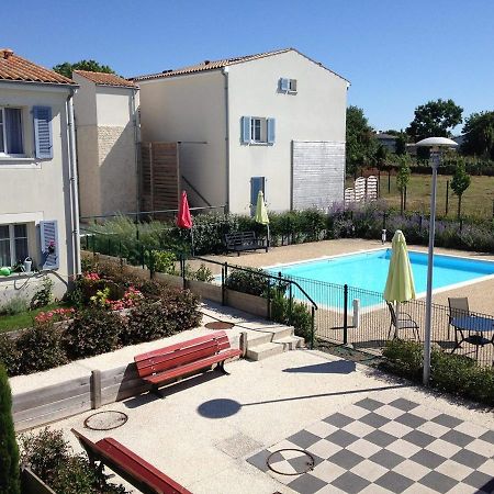 Residence Services Les Essentielles Sainte Soulle 外观 照片